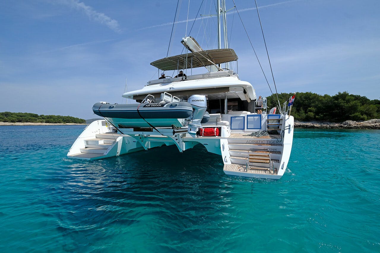 Book Lagoon 620 - 6 + 2 cab. Catamaran for bareboat charter in Marina Kastela, Split region, Croatia with TripYacht!, picture 9