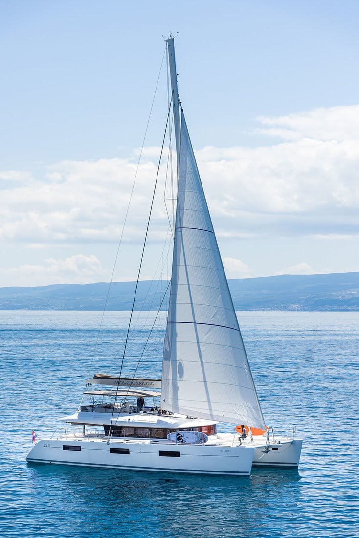 Book Lagoon 620 - 6 + 2 cab. Catamaran for bareboat charter in Marina Kastela, Split region, Croatia with TripYacht!, picture 4