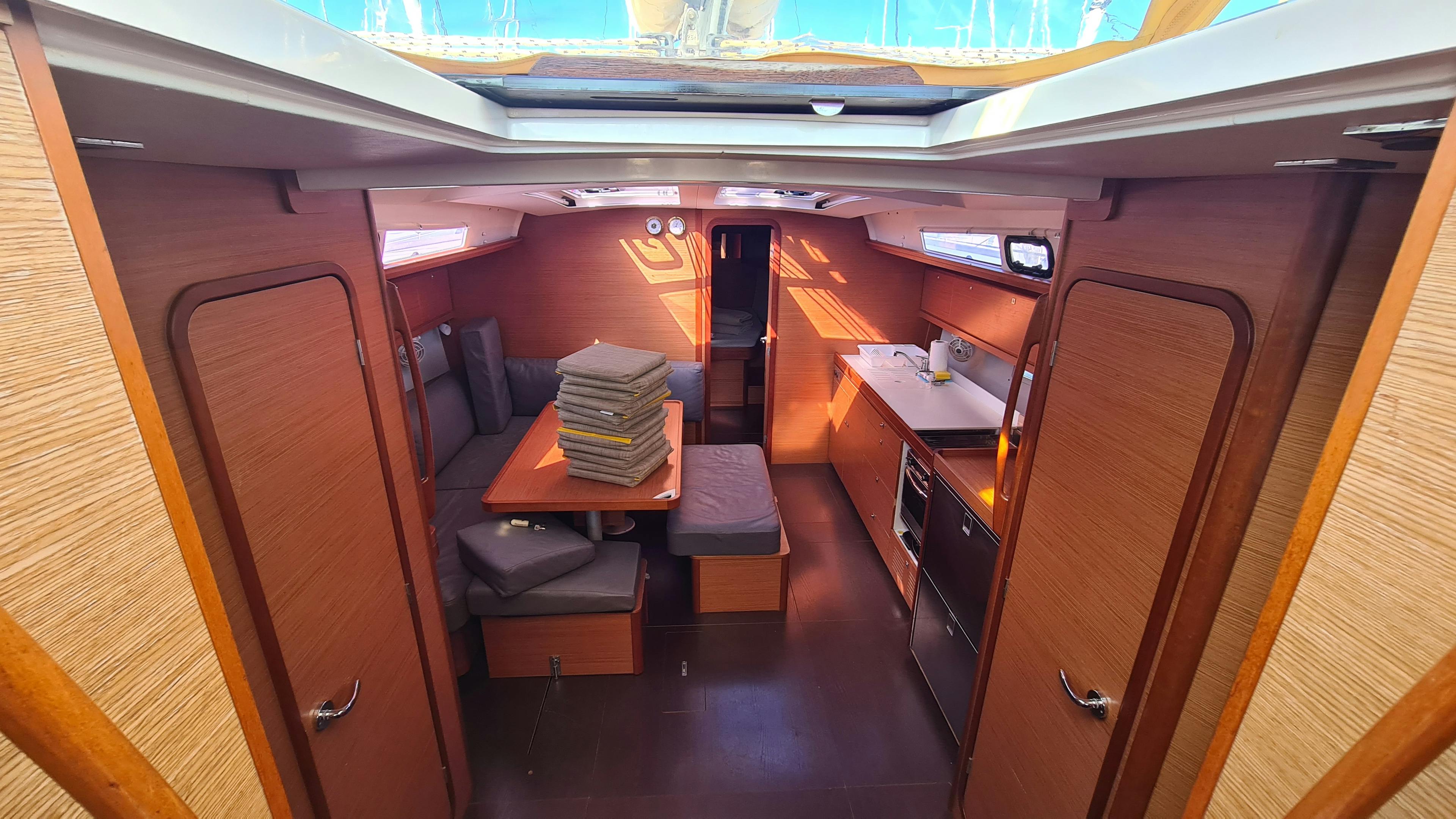 Book Dufour 460 GL - 3 cab. Sailing yacht for bareboat charter in Pula, ACI Marina Pomer, Istra, Croatia with TripYacht!, picture 10
