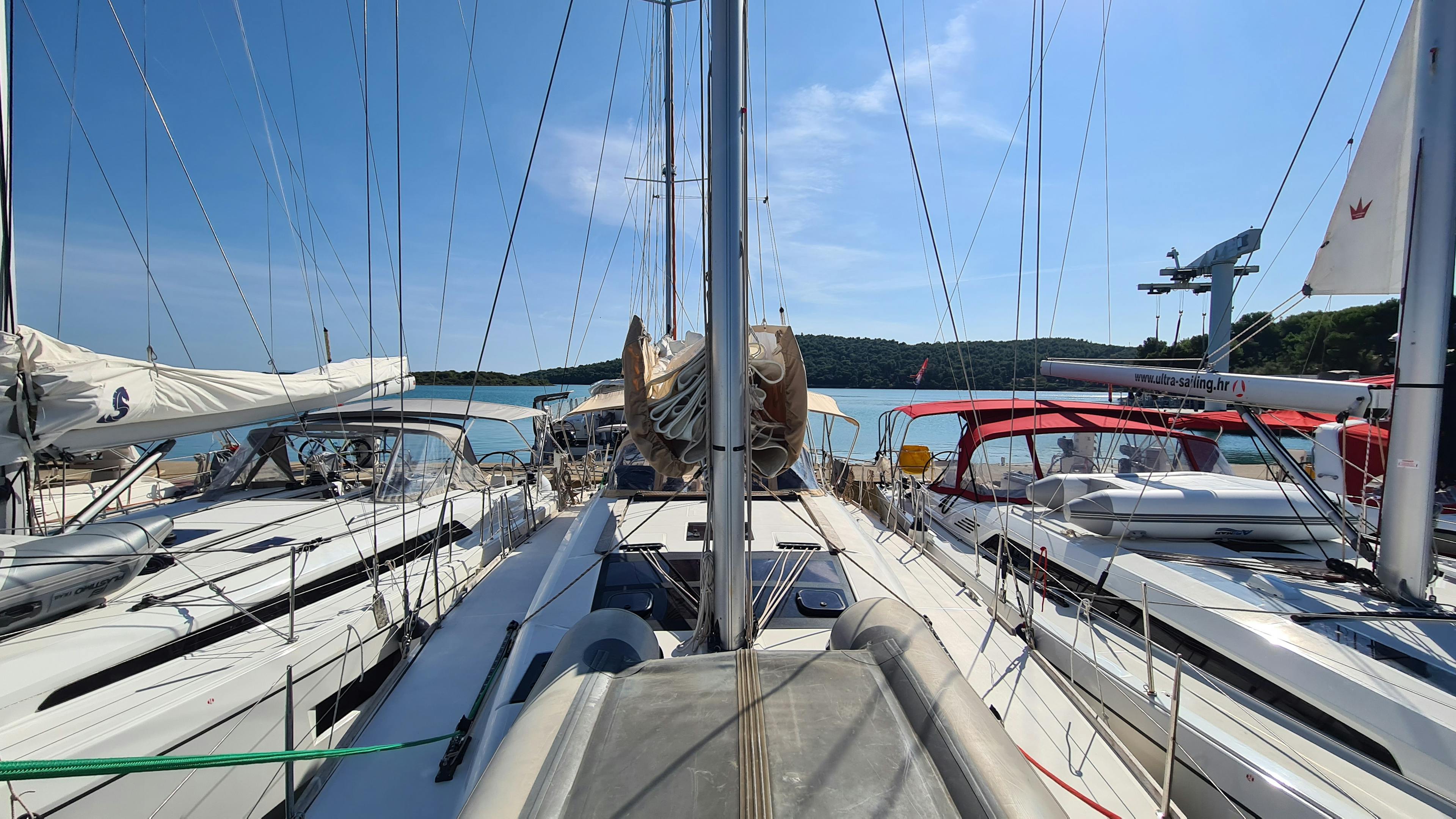 Book Dufour 460 GL - 3 cab. Sailing yacht for bareboat charter in Pula, ACI Marina Pomer, Istra, Croatia with TripYacht!, picture 8