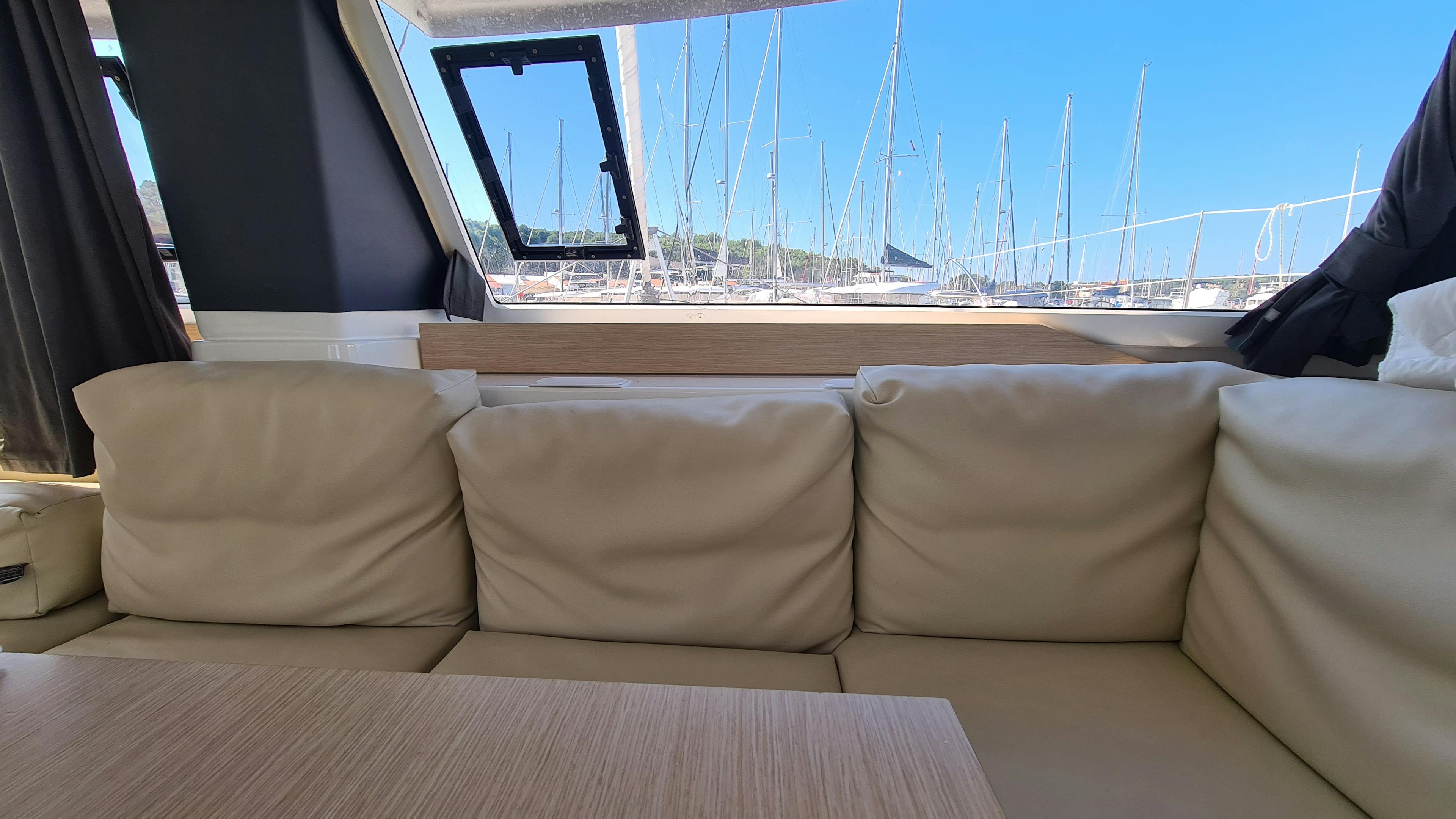 Book Helia 44 - 4 + 2 cab. Catamaran for bareboat charter in Pula, ACI Marina Pomer, Istra, Croatia with TripYacht!, picture 13