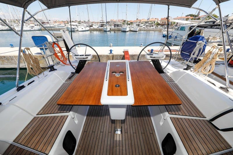 Book Dufour 390 GL Sailing yacht for bareboat charter in Marina Kornati, Biograd, Zadar region, Croatia with TripYacht!, picture 7