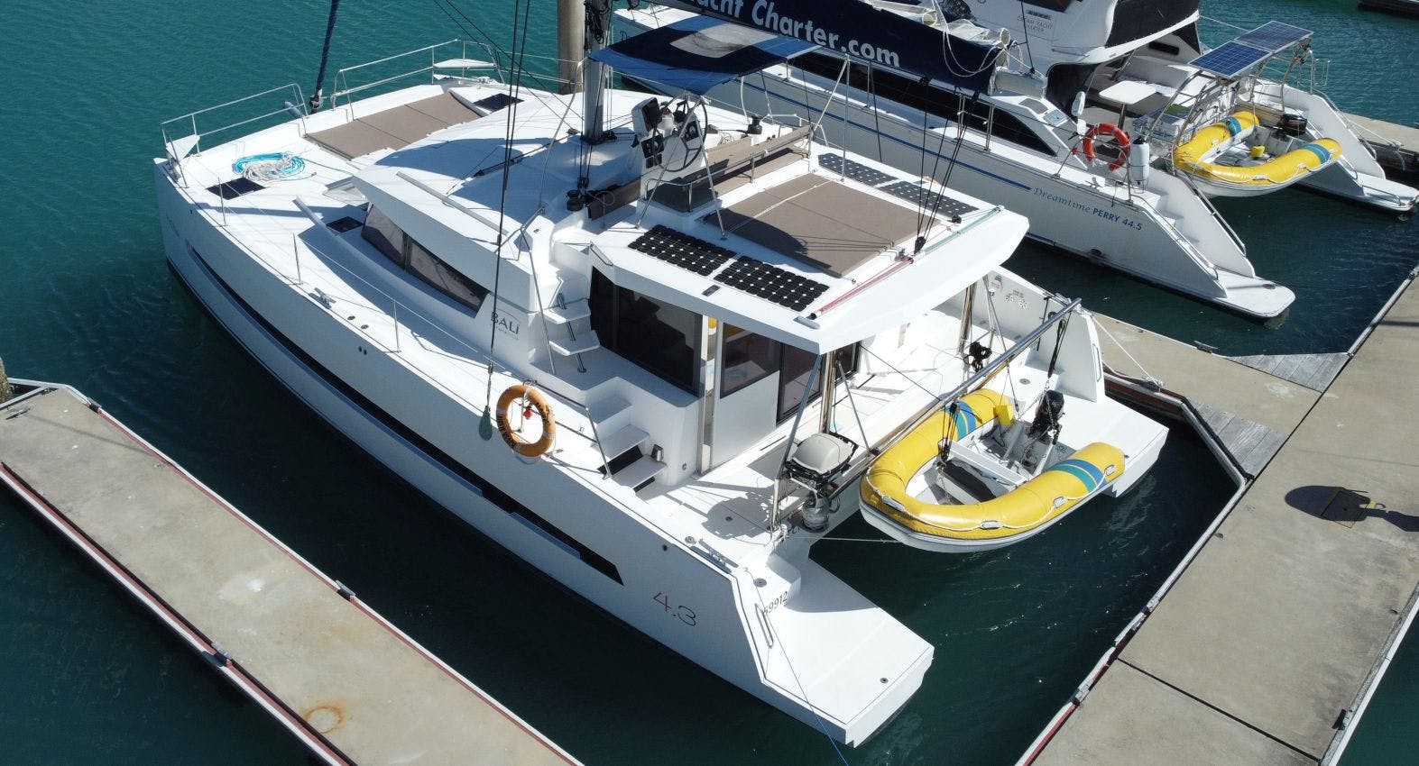 Book Bali 4.3 Catamaran for bareboat charter in Whitsundays, Airlie Beach, Coral Sea Marina, Whitsunday Region of Queensland, Australia and Oceania with TripYacht!, picture 3
