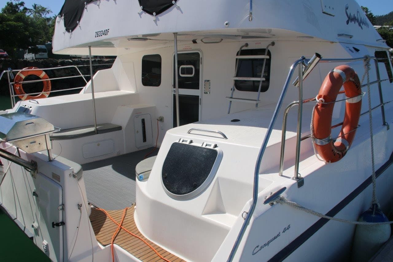 Book Conquest 44 Power catamaran for bareboat charter in Whitsundays, Airlie Beach, Coral Sea Marina, Whitsunday Region of Queensland, Australia and Oceania with TripYacht!, picture 3