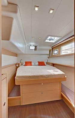 Book Lagoon 450 - 4 cab. Catamaran for bareboat charter in Whitsundays, Airlie Beach, Coral Sea Marina, Whitsunday Region of Queensland, Australia and Oceania with TripYacht!, picture 11