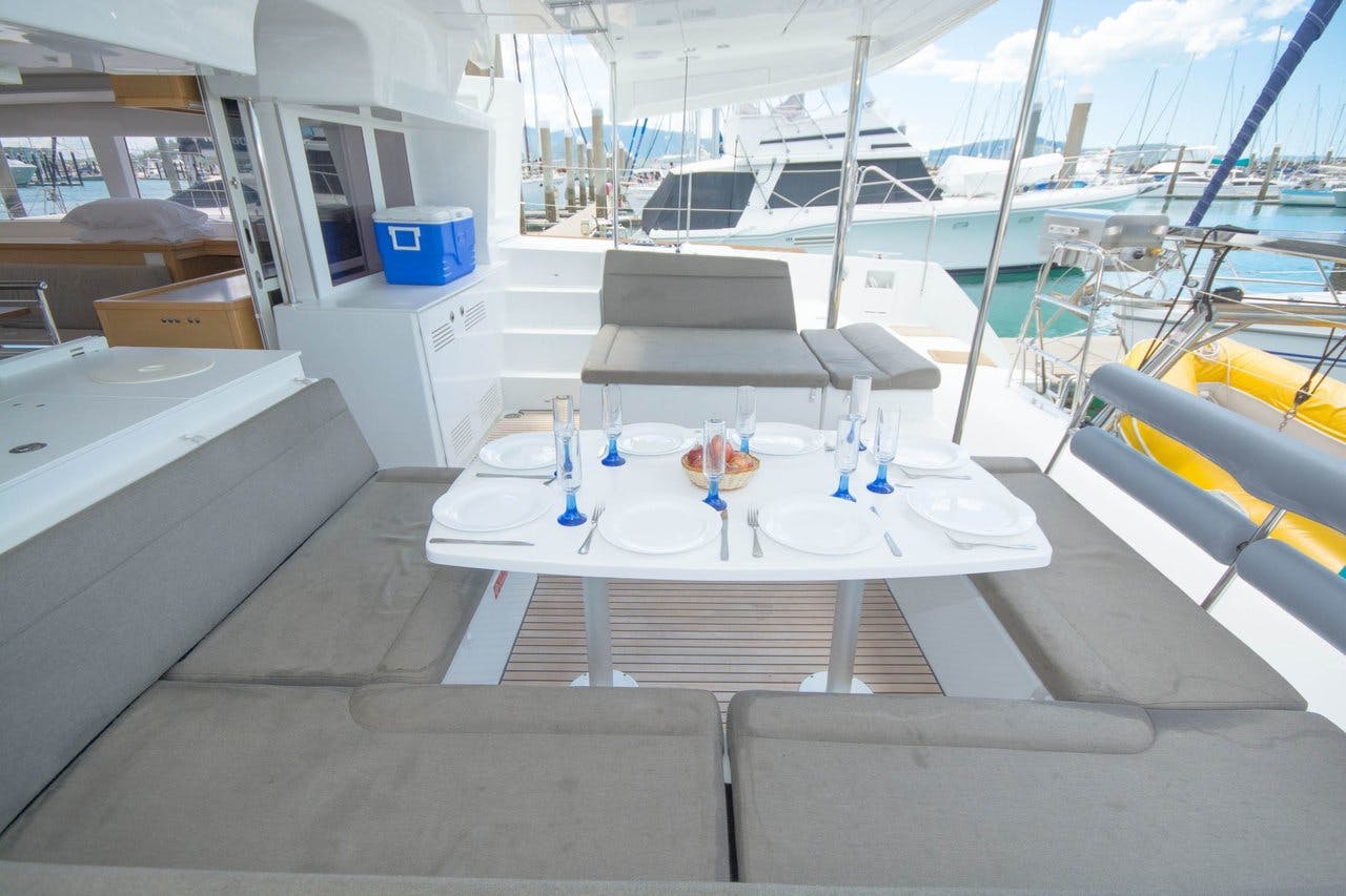 Book Lagoon 450 - 4 cab. Catamaran for bareboat charter in Whitsundays, Airlie Beach, Coral Sea Marina, Whitsunday Region of Queensland, Australia and Oceania with TripYacht!, picture 17