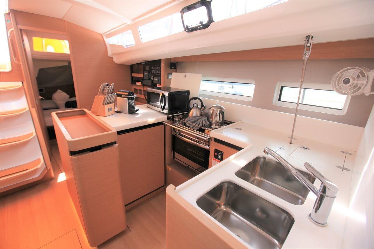 Book Sun Odyssey 440 - 2 cab. Sailing yacht for bareboat charter in Ritter House Marina, Tortola, British Virgin Islands with TripYacht!, picture 7