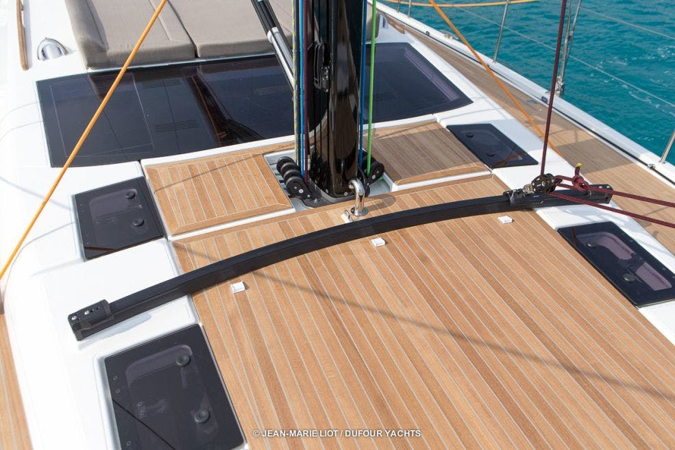 Book Dufour Exclusive 56 - 4 + 1 cab. Sailing yacht for bareboat charter in Annapolis, Port Annapolis Marina, Chesapeake Bay, USA with TripYacht!, picture 15