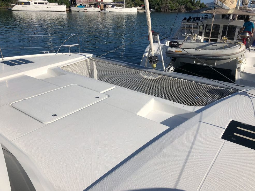 Book Fountaine Pajot Saona 47 Quintet - 5 + 1 cab. Catamaran for bareboat charter in BVI, Hodge's Creek Marina, British Virgin Islands with TripYacht!, picture 10