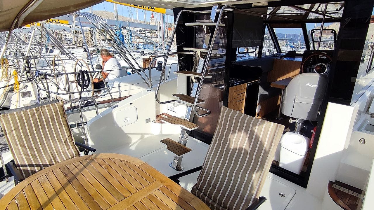 Book Futura 40 Grand Horizon Motor yacht for bareboat charter in ACI Marina Trogir, Split region, Croatia with TripYacht!, picture 4