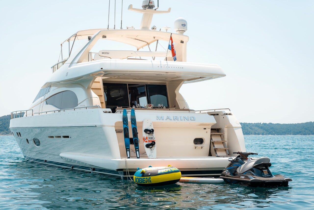 Book Ferretti Yachts 730 Motor yacht for bareboat charter in ACI Marina Split, Split region, Croatia with TripYacht!, picture 6