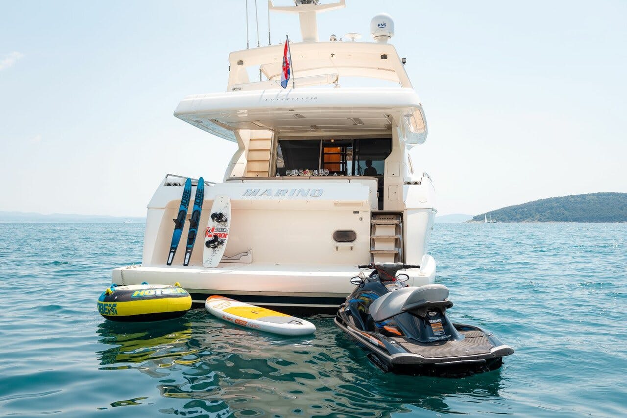 Book Ferretti Yachts 730 Motor yacht for bareboat charter in ACI Marina Split, Split region, Croatia with TripYacht!, picture 7