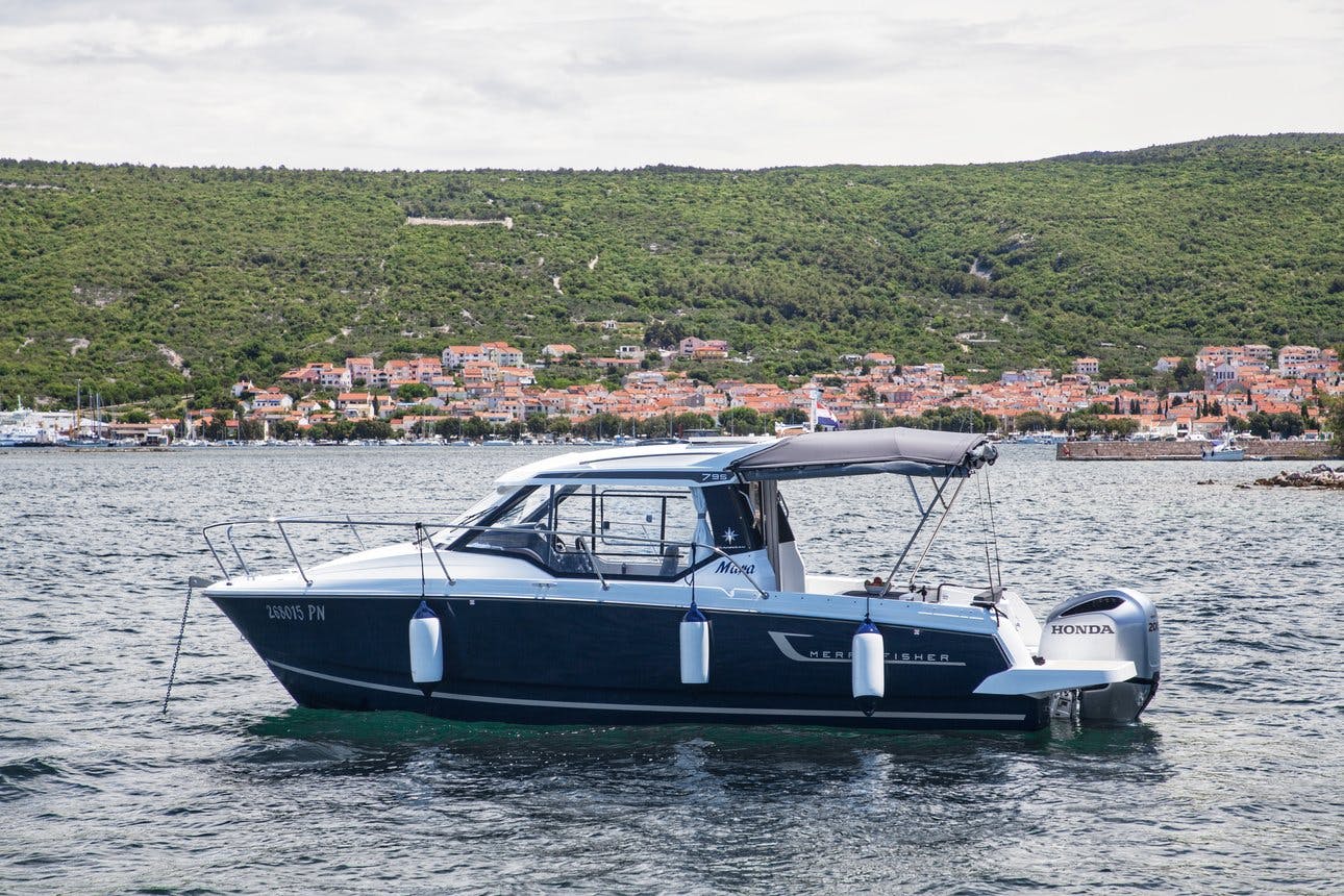 Book Merry Fisher 795 Legend Motor boat for bareboat charter in Marina Punat, Krk, Kvarner, Croatia with TripYacht!, picture 6