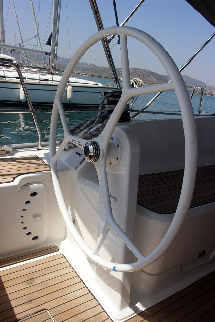 Book Bavaria Cruiser 46 - 4 cab. Sailing yacht for bareboat charter in Volos, Skiathos/Sporades, Volos, Greece with TripYacht!, picture 10