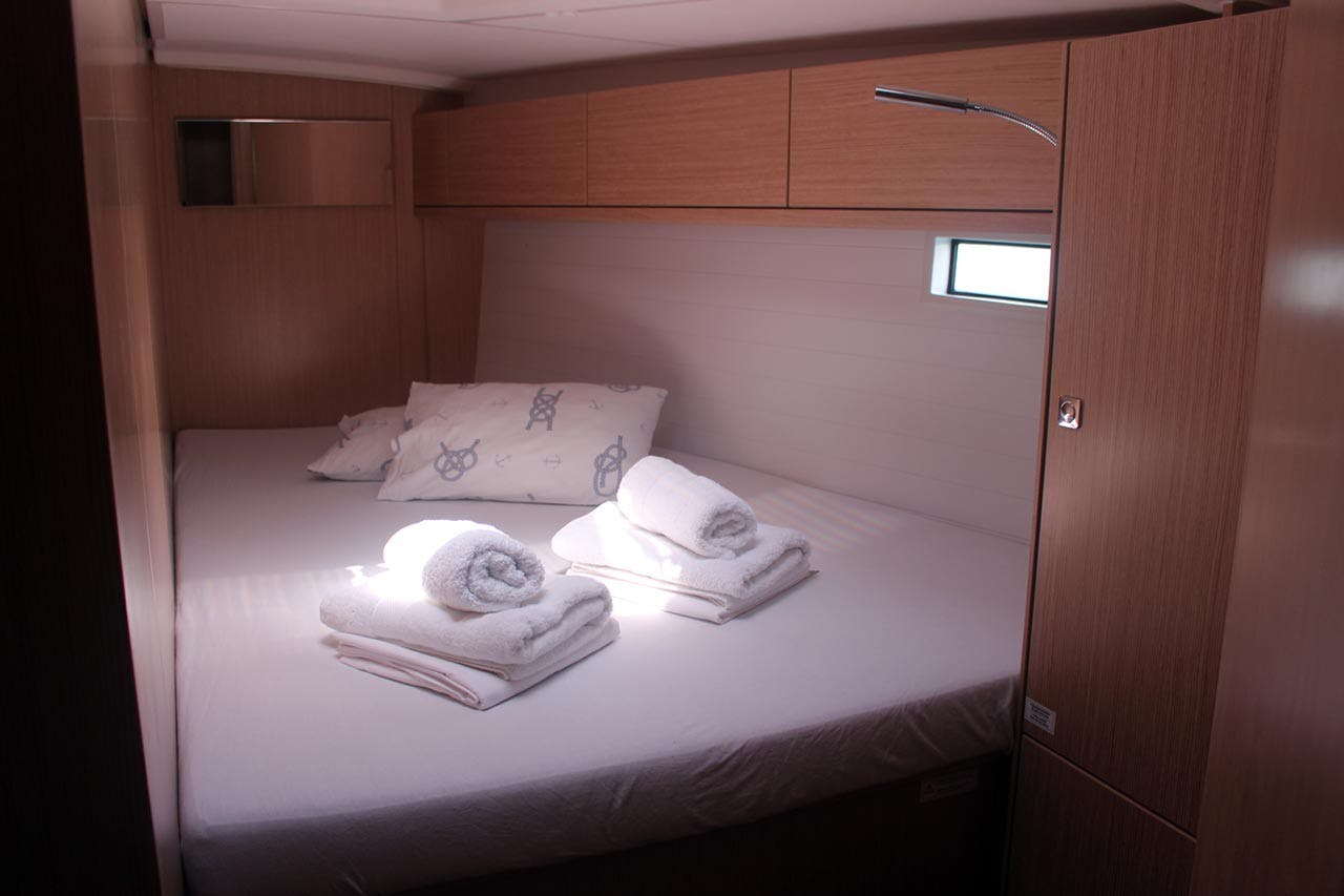 Book Bavaria Cruiser 46 - 4 cab. Sailing yacht for bareboat charter in Volos, Skiathos/Sporades, Volos, Greece with TripYacht!, picture 19