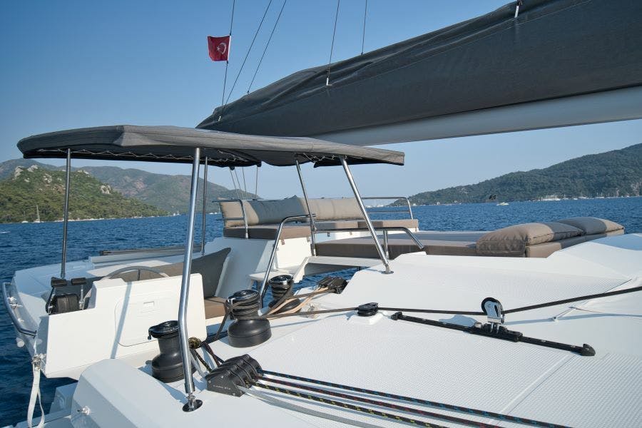 Book Fountaine Pajot Saona 47 Quintet - 5 + 1 cab. Catamaran for bareboat charter in Marmaris Yacht Marina, Aegean, Turkey with TripYacht!, picture 6
