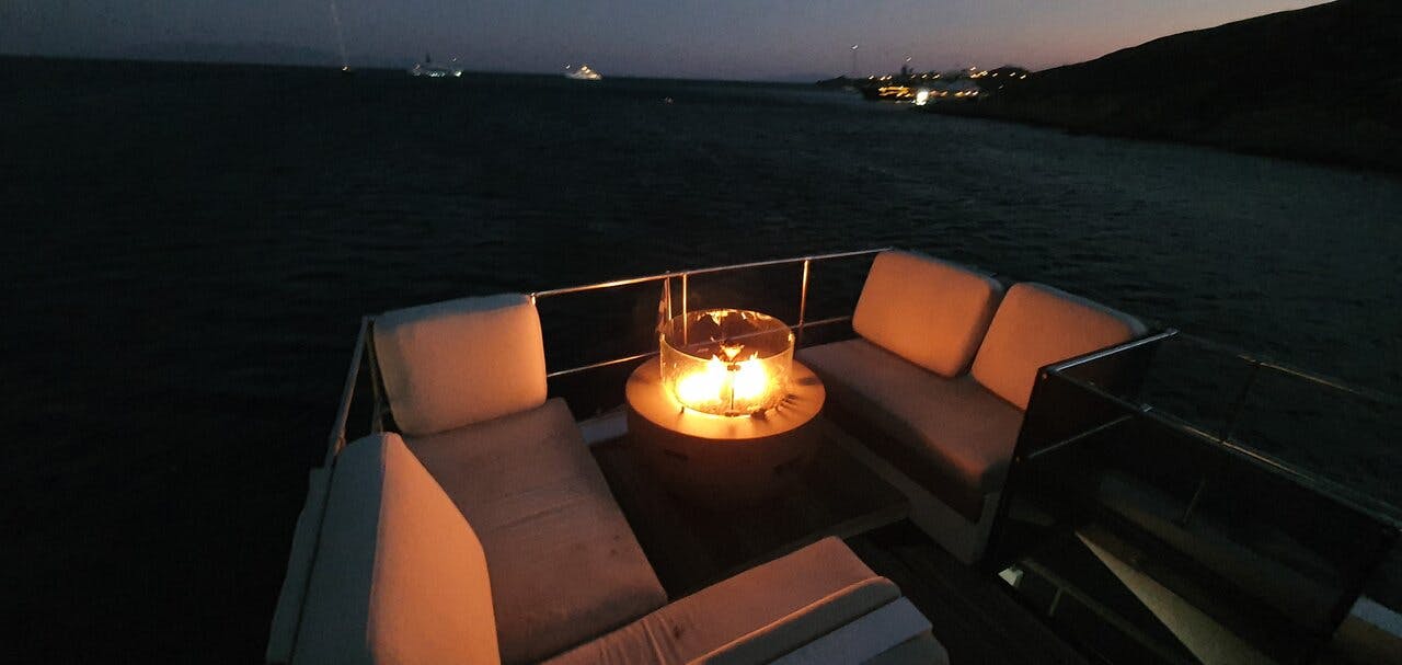 Book Maiora Renaissance 66 Motor yacht for bareboat charter in Mykonos, Cyclades, Greece with TripYacht!, picture 5