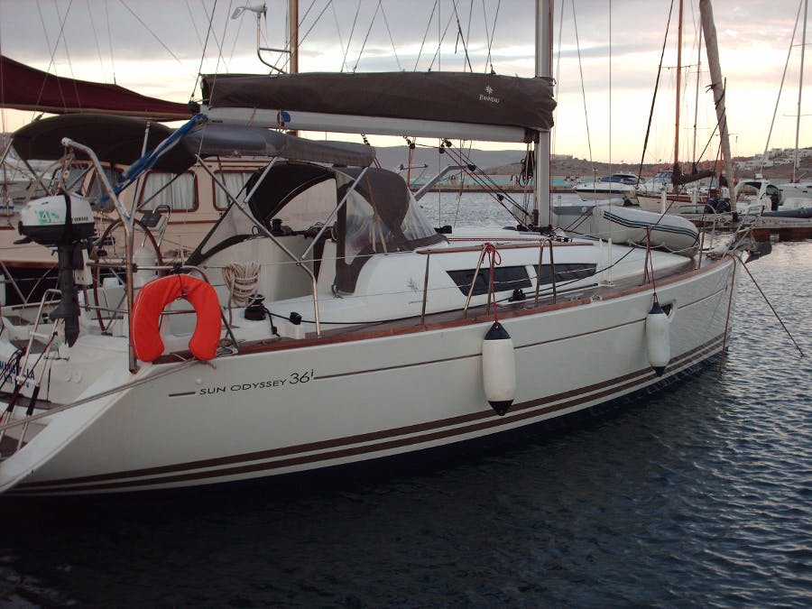 Book Sun Odyssey 36i Sailing yacht for bareboat charter in Volos, Skiathos/Sporades, Volos, Greece with TripYacht!, picture 3