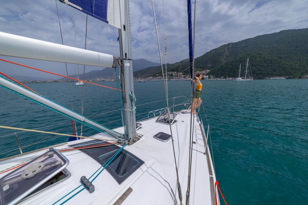 Book Oceanis 40 Sailing yacht for bareboat charter in Fethiye, Yacht Club Mai, Mediterranean, Turkey with TripYacht!, picture 4