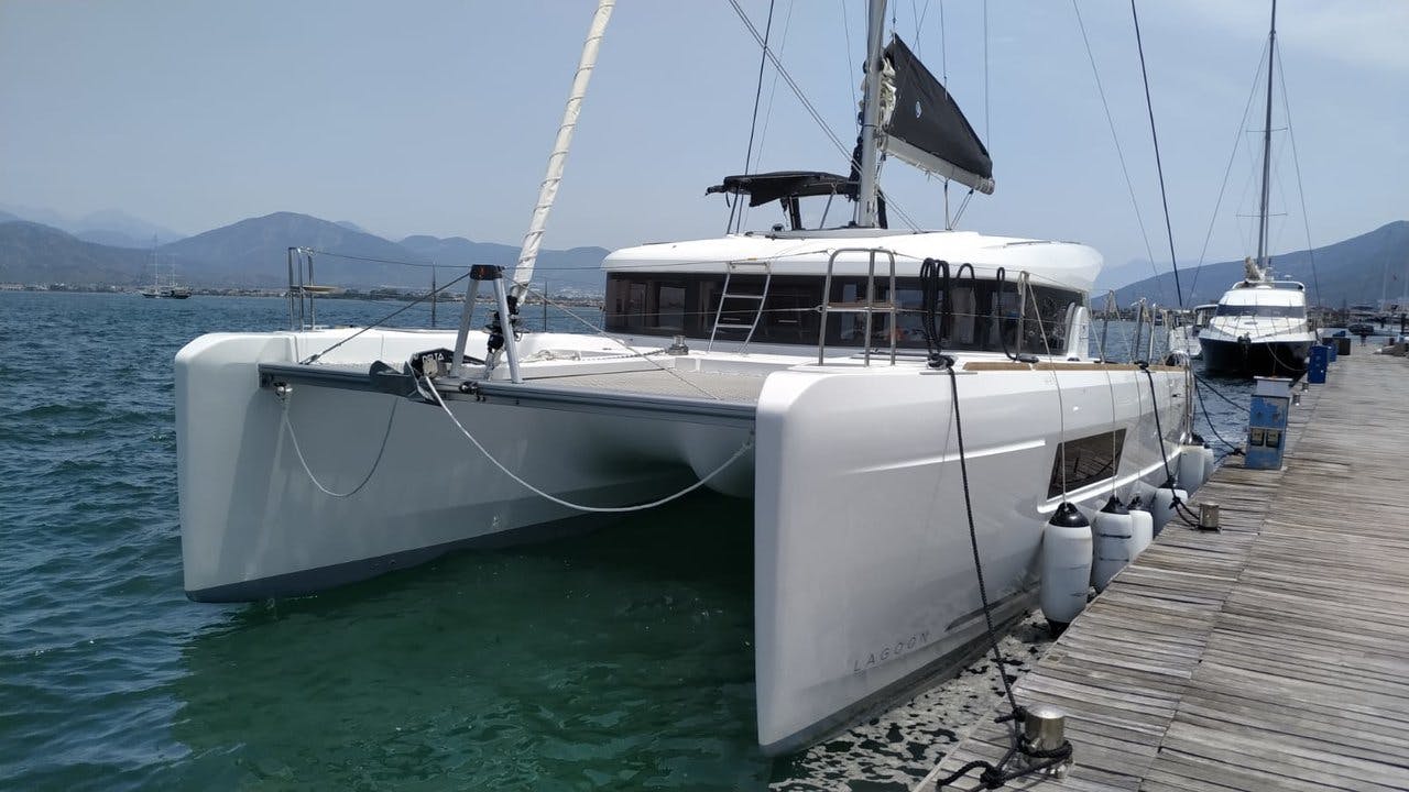 Book Lagoon 40 - 4 cab. Catamaran for bareboat charter in Fethiye, Aegean, Turkey with TripYacht!, picture 1