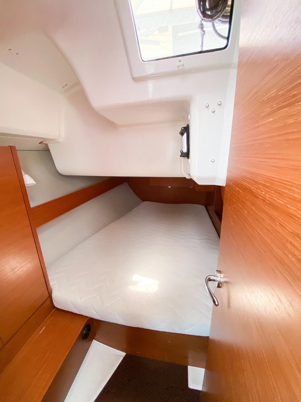 Book Dufour 382 GL - 3 cab. Sailing yacht for bareboat charter in Marina Portorož, Primorska , Slovenia with TripYacht!, picture 12