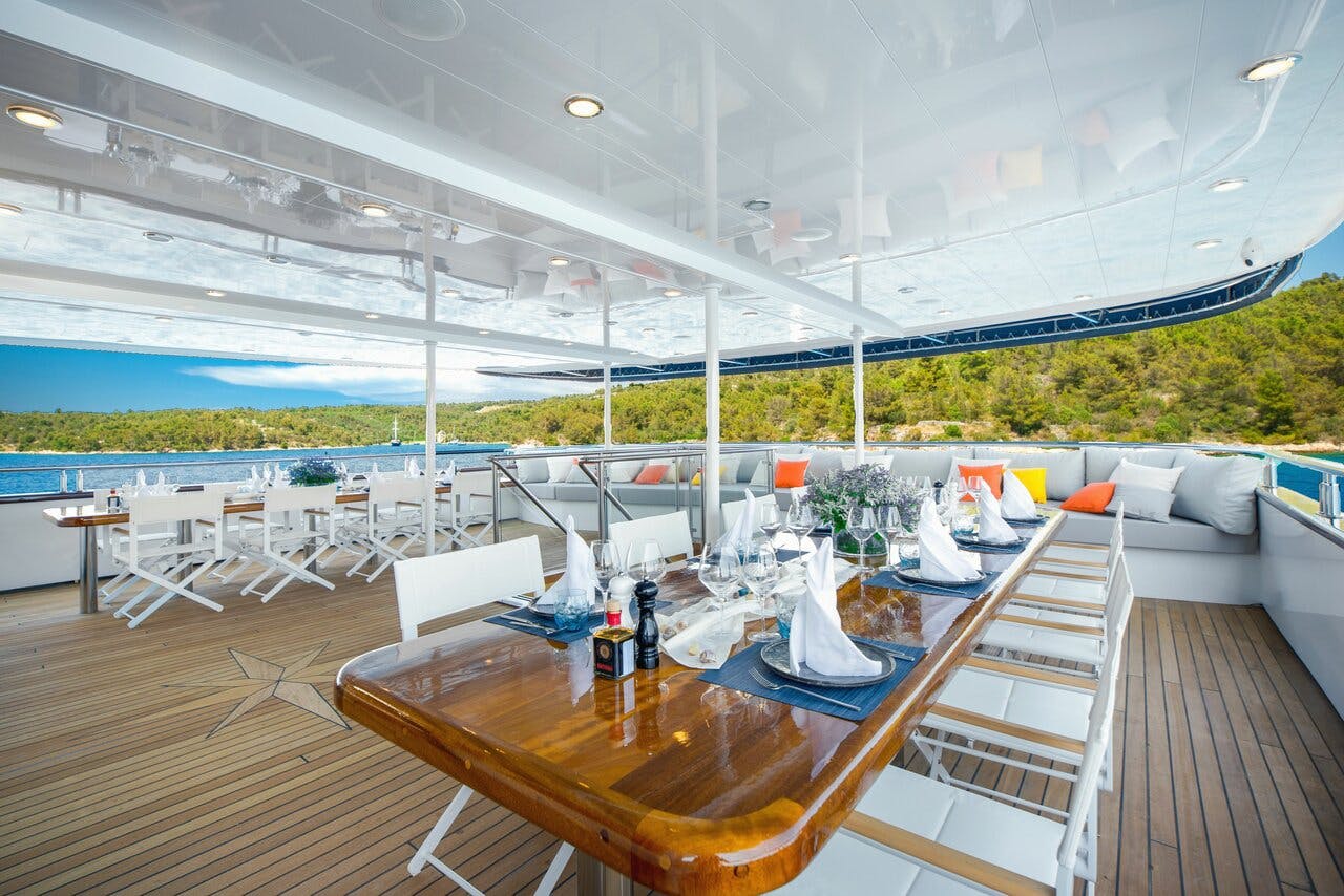 Book MY Agape Rose Luxury motor yacht for bareboat charter in Split Harbour, Split region, Croatia with TripYacht!, picture 10