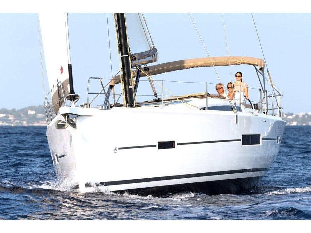 Book Dufour 520 GL Sailing yacht for bareboat charter in Sicily, Portorosa, Sicily, Italy with TripYacht!, picture 3