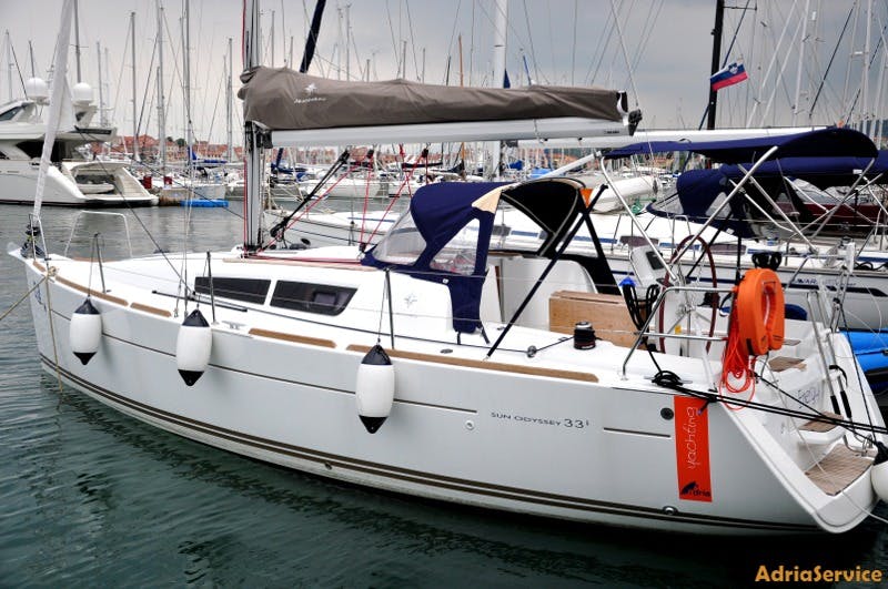 Book Sun Odyssey 33i Sailing yacht for bareboat charter in Izola, Primorska , Slovenia with TripYacht!, picture 3