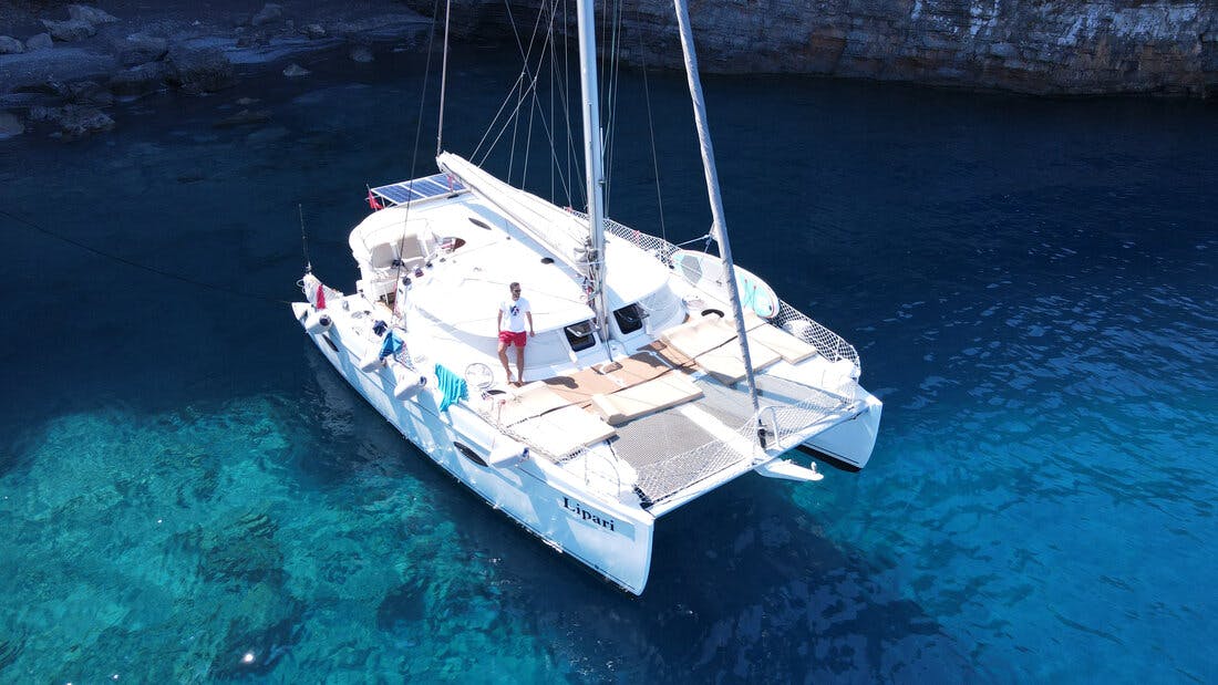 Book Lipari 41 - 3 + 1 cab. Catamaran for bareboat charter in Kas Marina, Mediterranean, Turkey with TripYacht!, picture 4