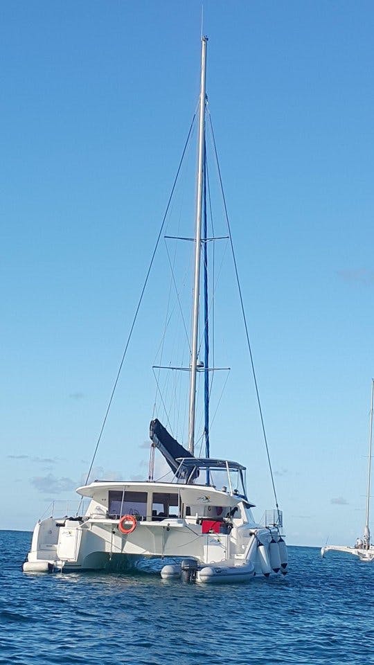 Book Salina 48 Catamaran for bareboat charter in San Blas, Corazon de Jesus, San Blas, Panama with TripYacht!, picture 4