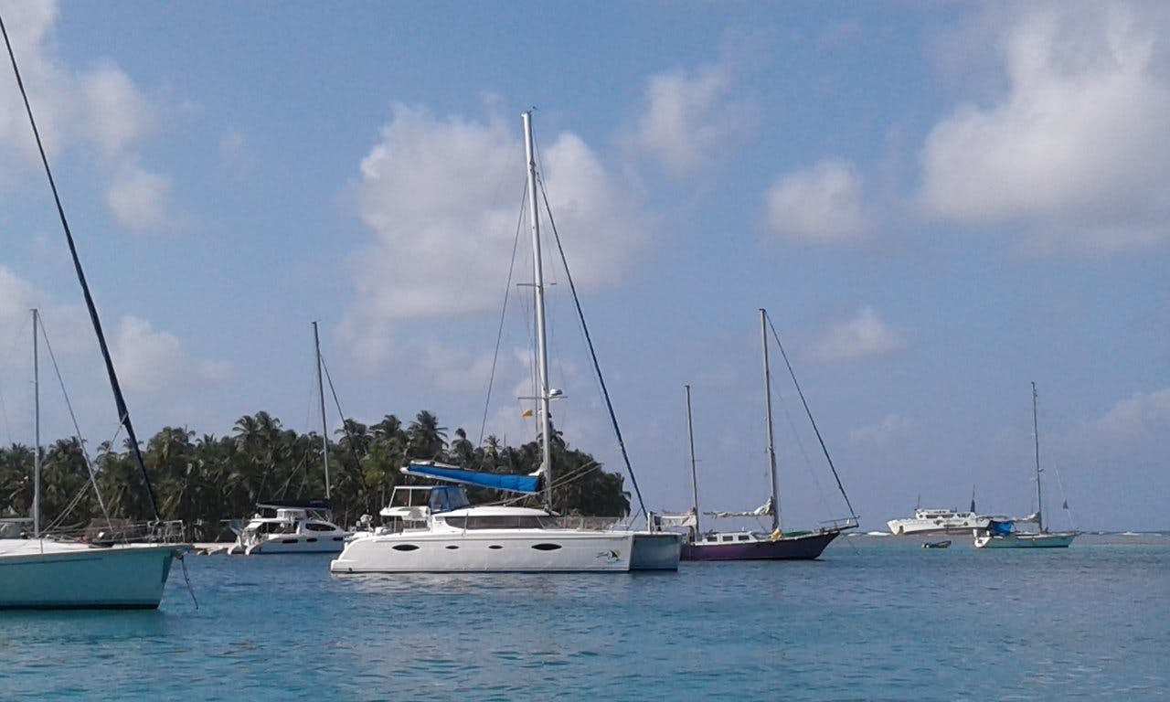 Book Salina 48 Catamaran for bareboat charter in San Blas, Corazon de Jesus, San Blas, Panama with TripYacht!, picture 5