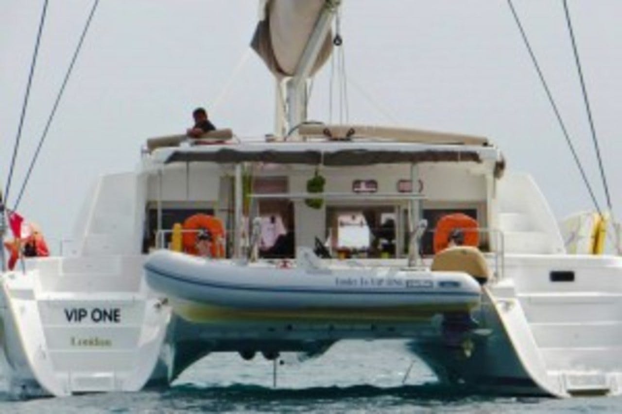 Book Lagoon 500 - 4 cab. Catamaran for bareboat charter in San Blas, Corazon de Jesus, San Blas, Panama with TripYacht!, picture 6
