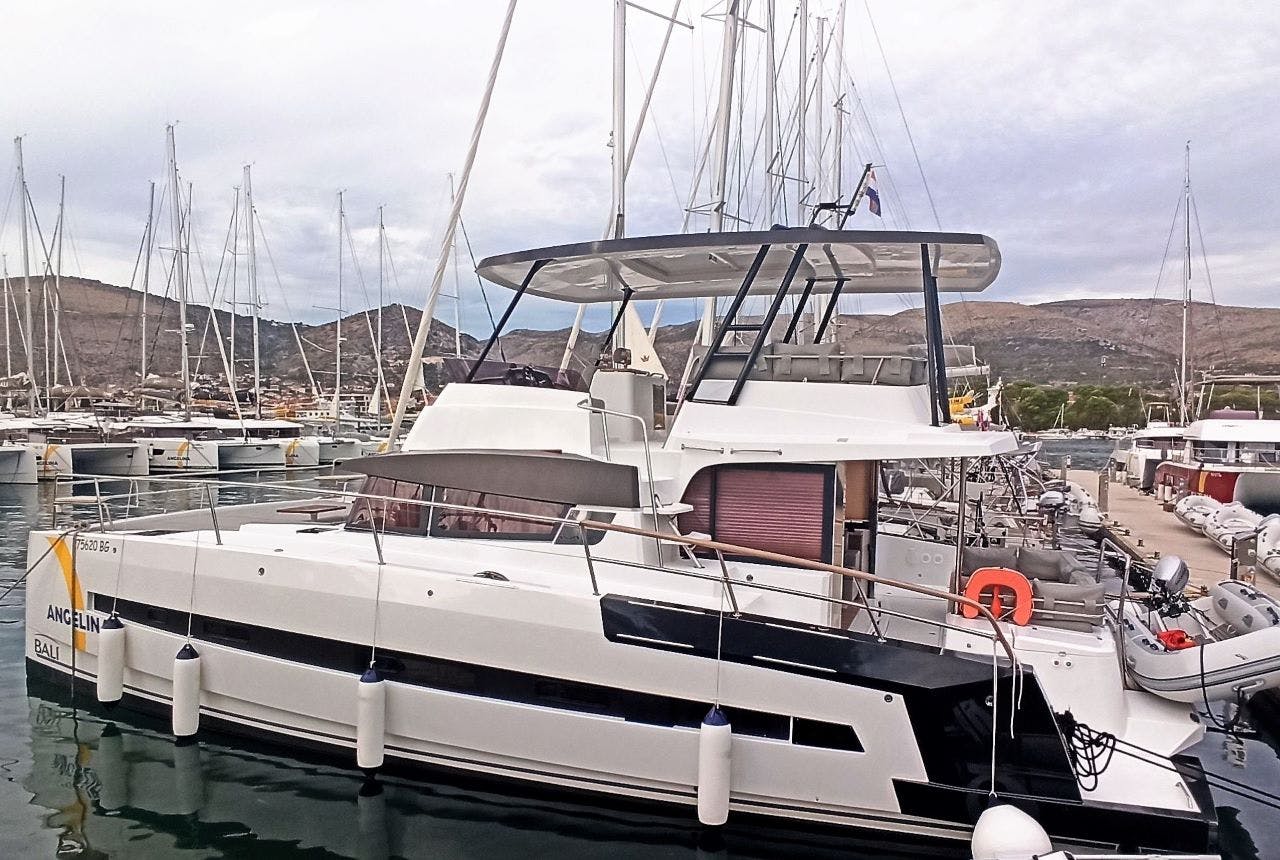 Book Bali 4.3 MY - 3 cab. Power catamaran for bareboat charter in Trogir, Marina Trogir (ex.SCT), Split region, Croatia with TripYacht!, picture 8