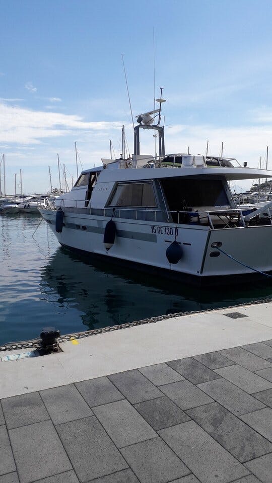 Book Akhir 16,60 Motor yacht for bareboat charter in Salerno, Campania, Italy with TripYacht!, picture 2