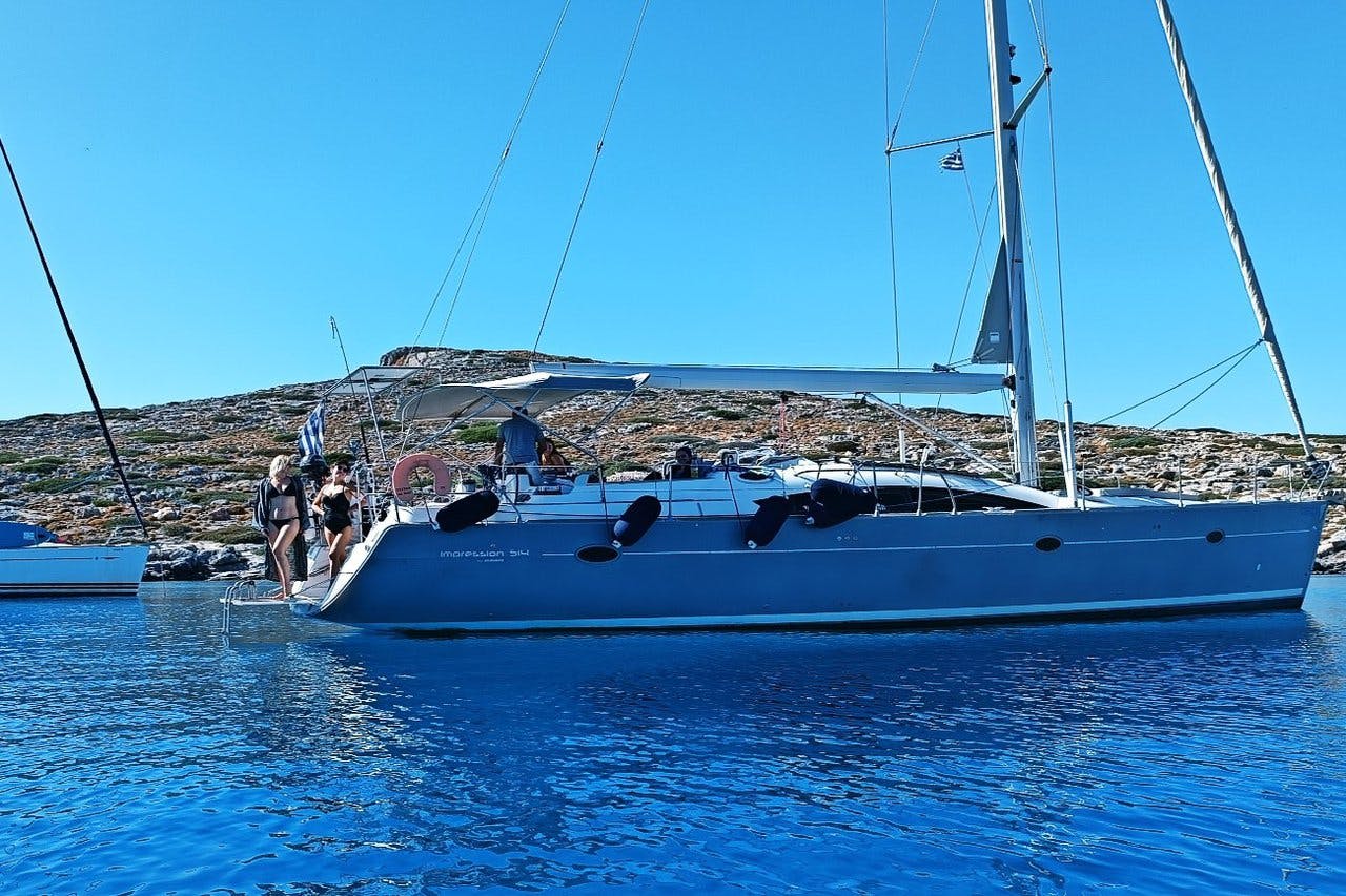 Book Elan 514 Impression - 4 + 1 cab. Sailing yacht for bareboat charter in Kreta, Heraklion, Old Venetian Port, Crete, Greece with TripYacht!, picture 6