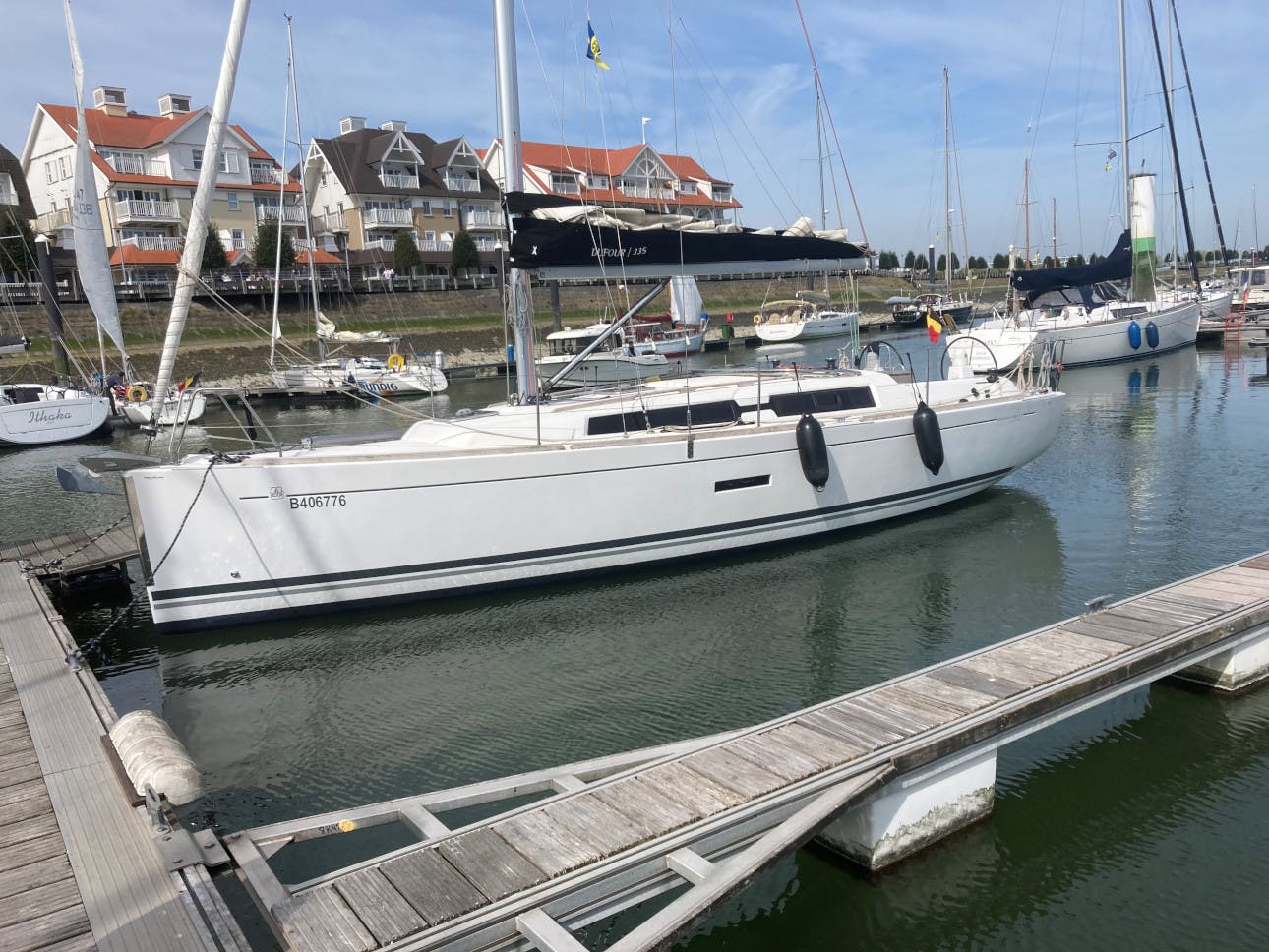 Book Dufour 335 GL Sailing yacht for bareboat charter in Nieuwpoort, Koninklijke Yacht Club, Flemish Region, Belgium with TripYacht!, picture 1