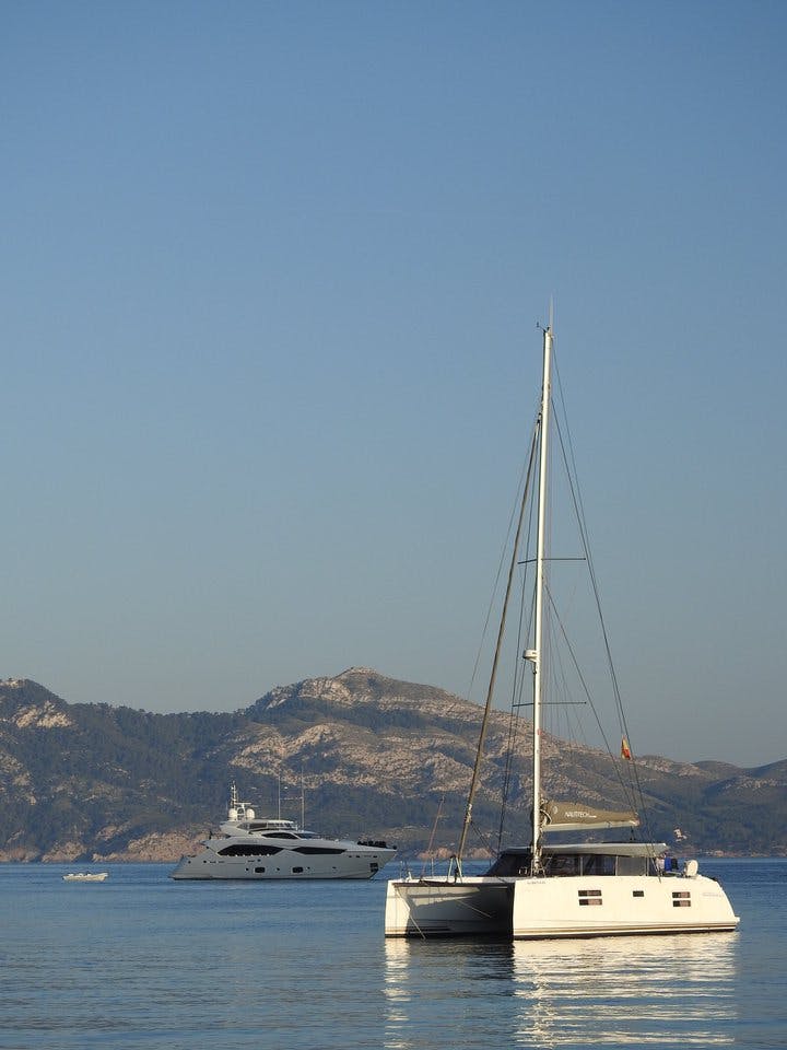 Book Nautitech 40 Open - 4 + 2 cab. Catamaran for bareboat charter in Caorle, Marina Darsena dell'Orologio, Veneto, Italy with TripYacht!, picture 5