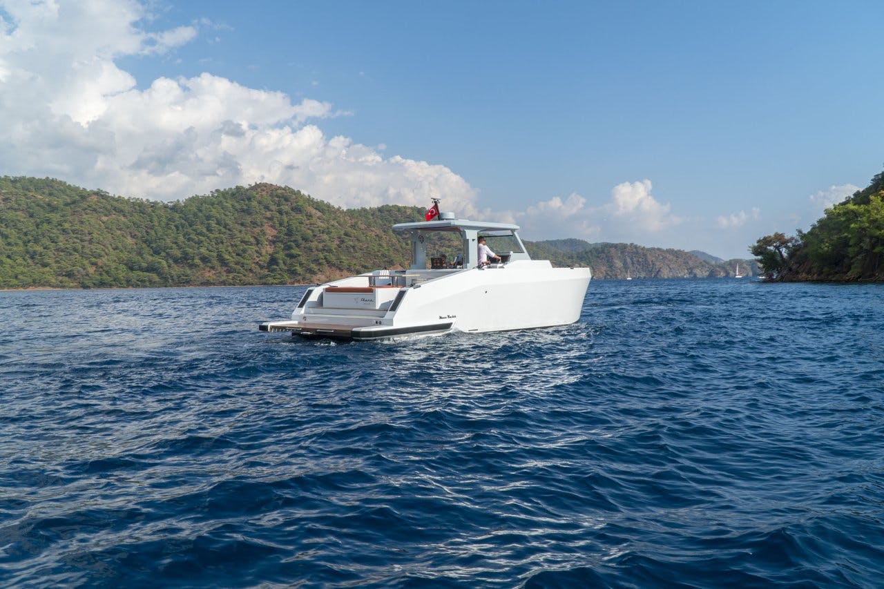 Book Mazu 42 WA Motor yacht for bareboat charter in Göcek/D-Marin, Aegean, Turkey with TripYacht!, picture 3