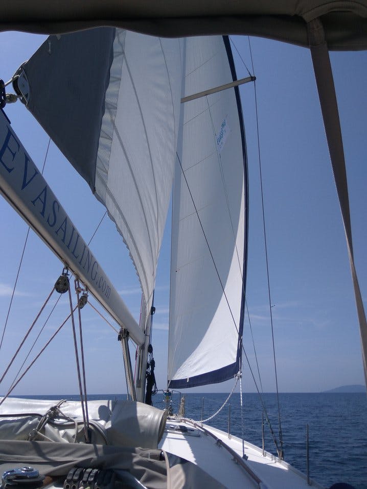 Book Bavaria 36 Sailing yacht for bareboat charter in Port of Avdira, East Macedonia and Thrace, Greece with TripYacht!, picture 4