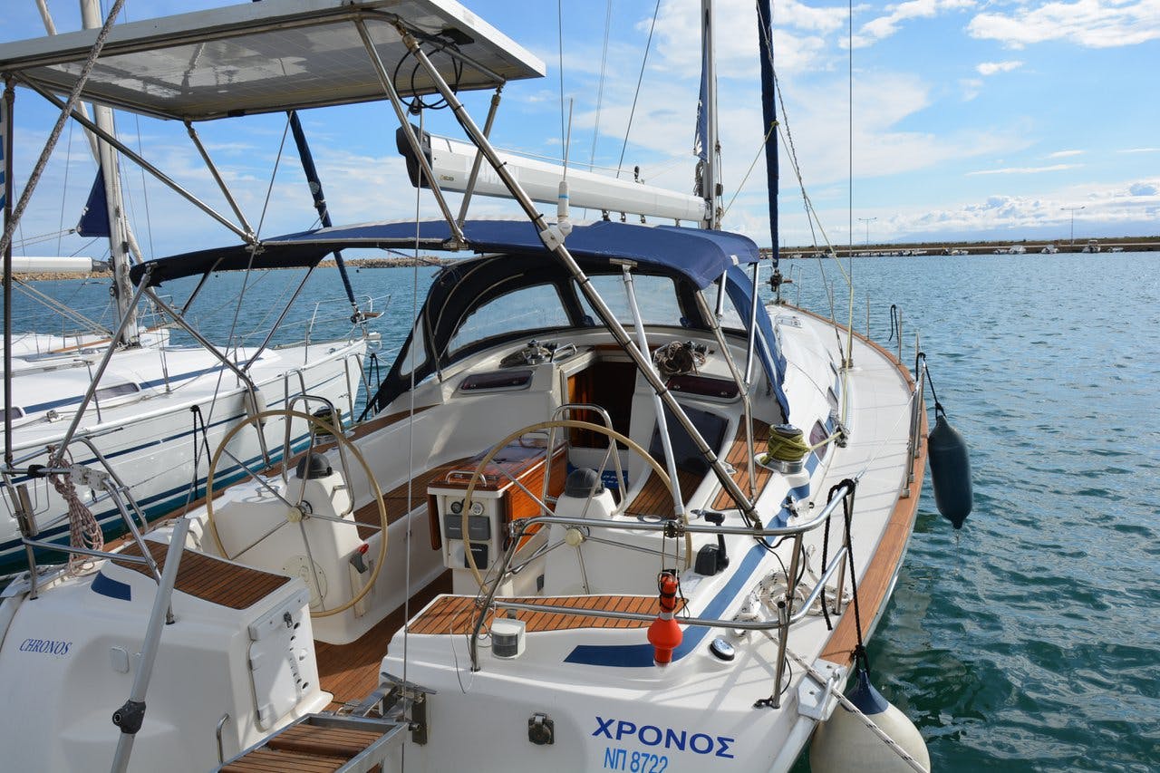Book Bavaria 46 Cruiser Sailing yacht for bareboat charter in Port of Avdira, East Macedonia and Thrace, Greece with TripYacht!, picture 4