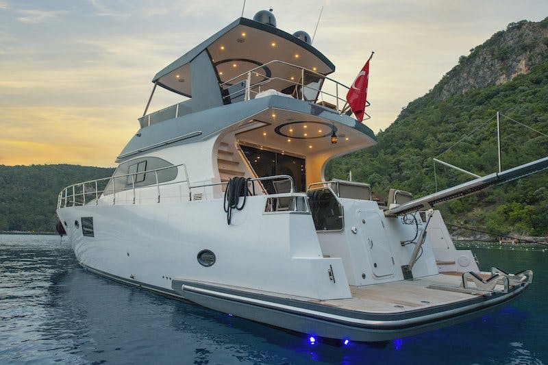 Book Golden blue Motor yacht for bareboat charter in Fethiye, Aegean, Turkey with TripYacht!, picture 3