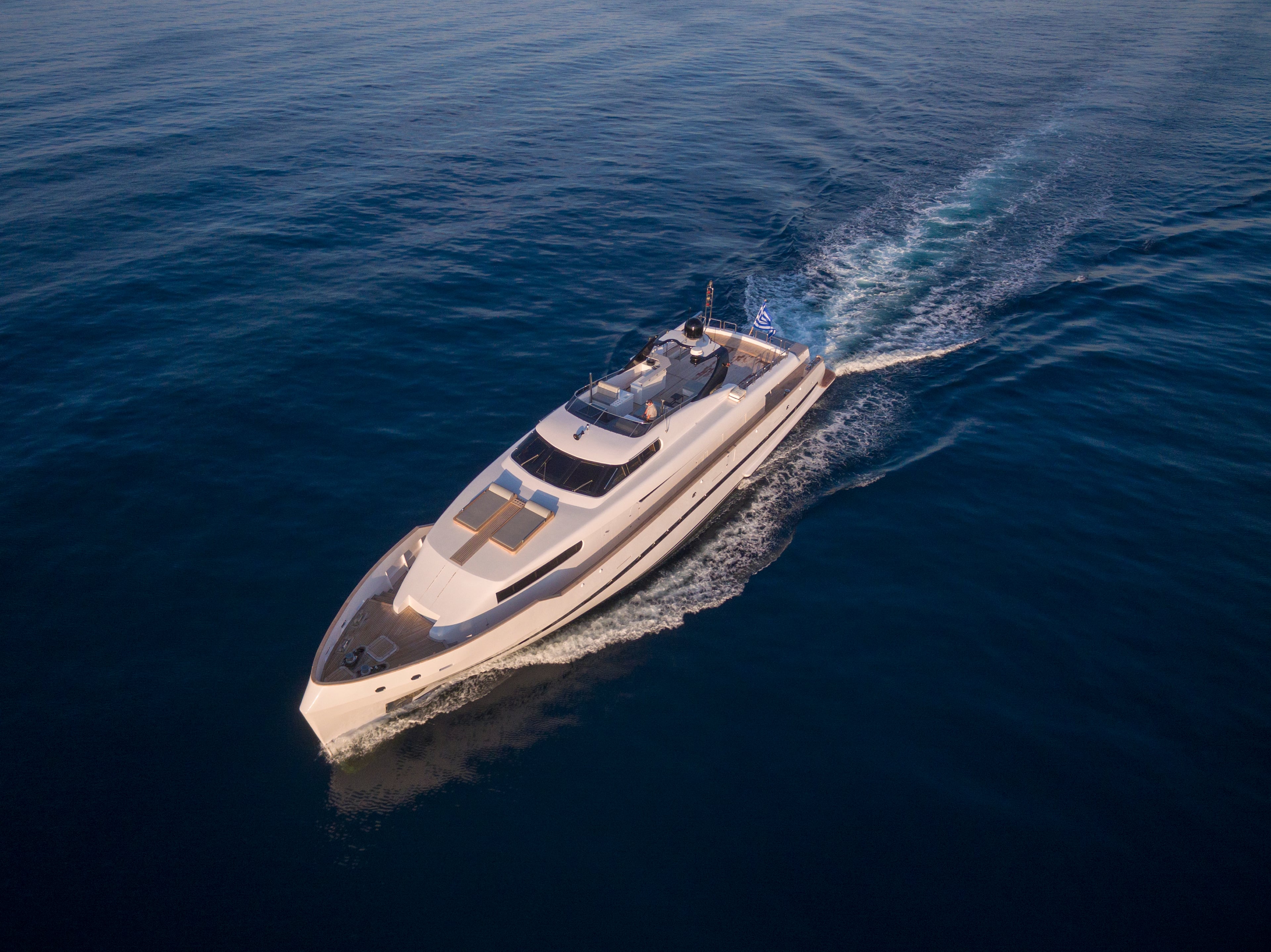 Bugari 100 - 5 + 2 cab. - Project Steel, picture 3