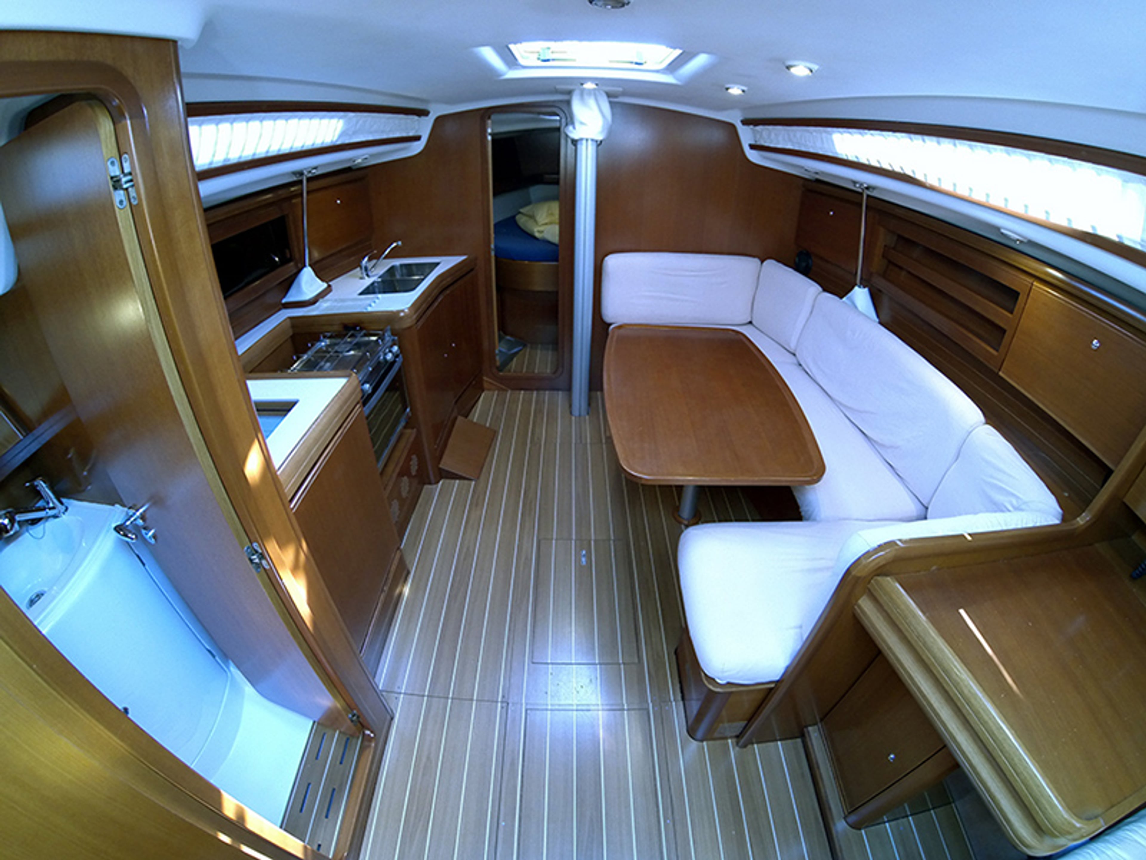 Grand Soleil 37 R - Sportski vuk, picture 7