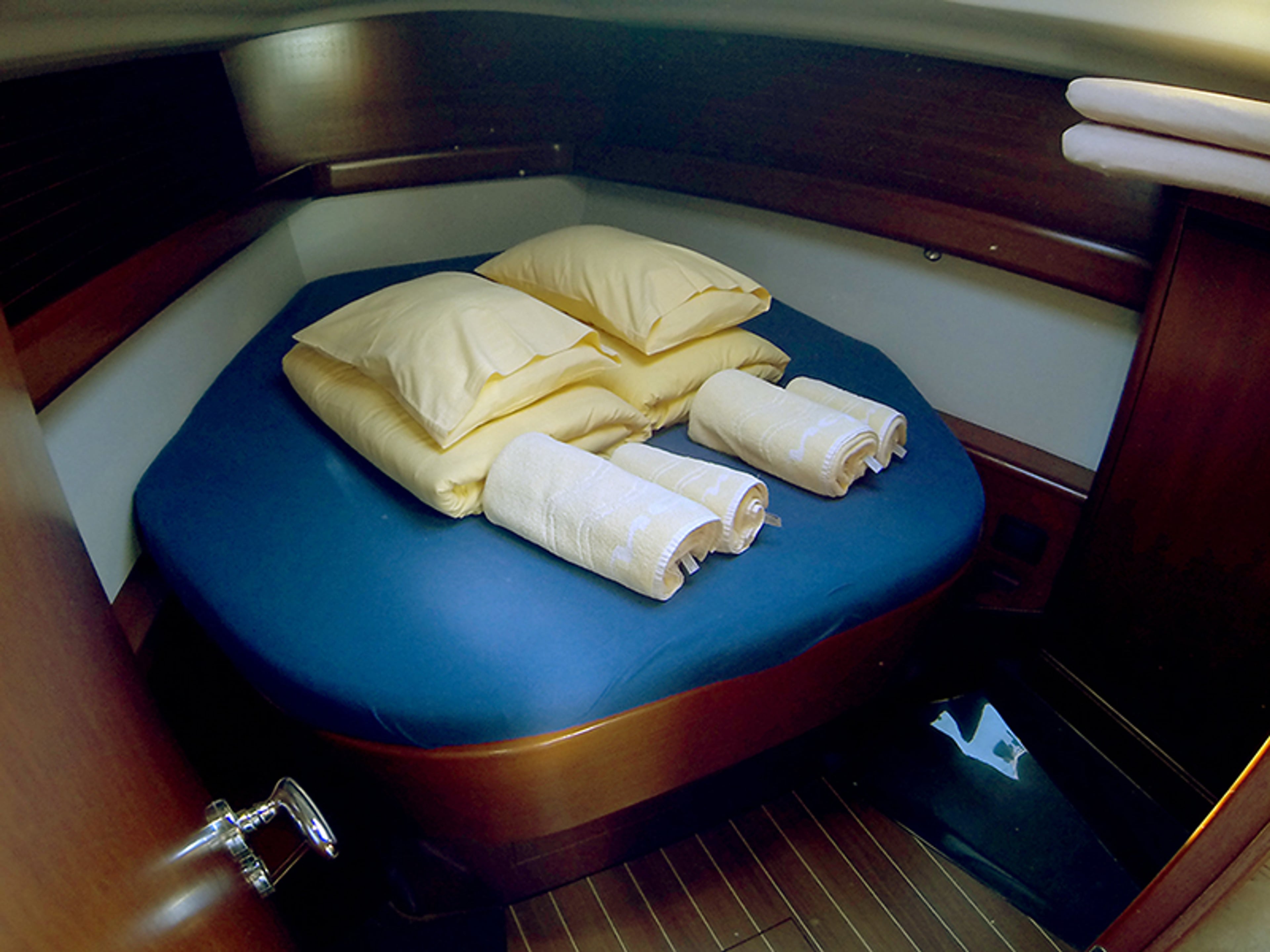 Grand Soleil 37 R - Sportski vuk, picture 13