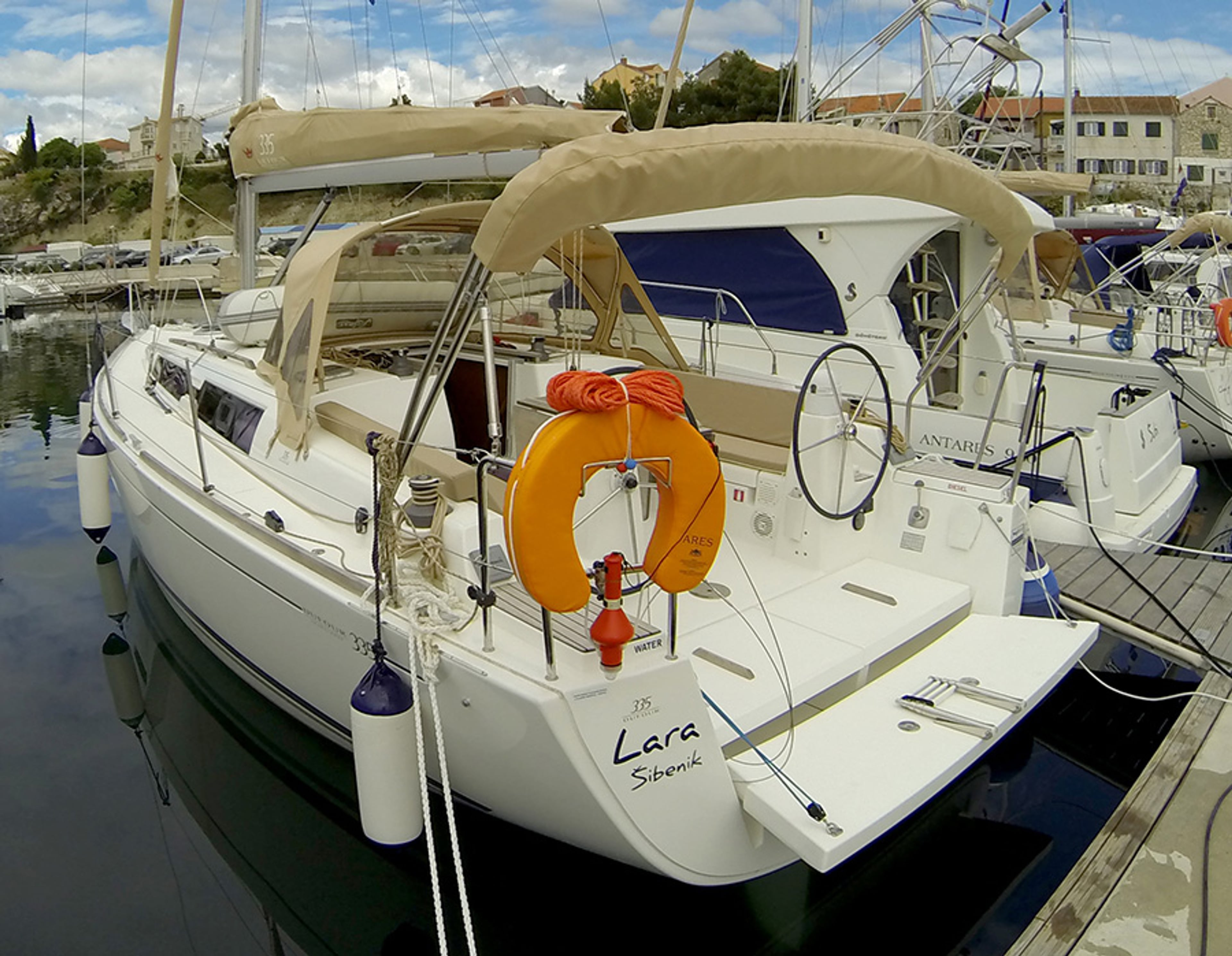 Dufour 335 GL - Lara, picture 12