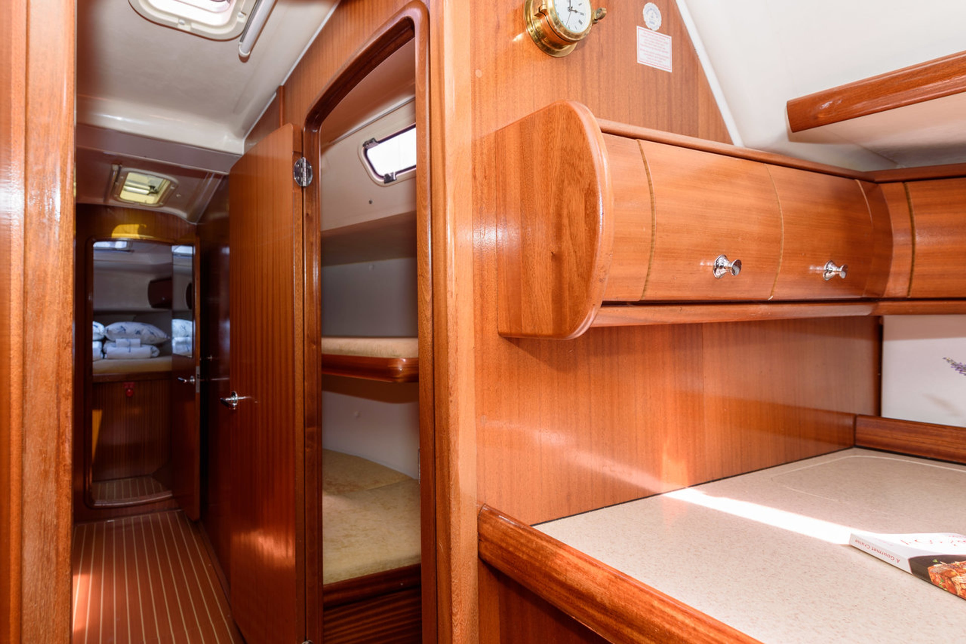 Bavaria 49 - Kokica, picture 12