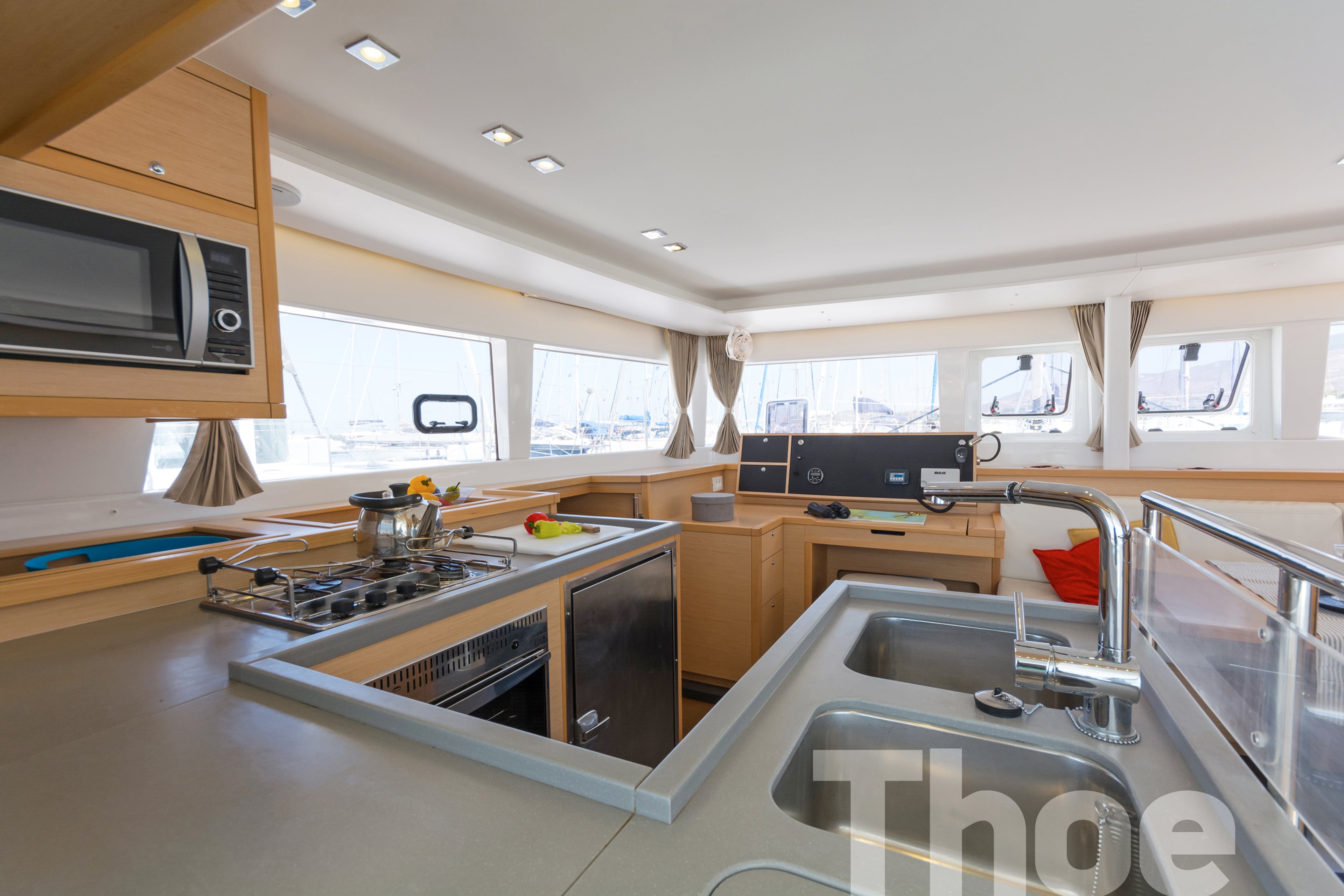 Lagoon 450 - 4 + 2 cab. - Thoe, picture 24