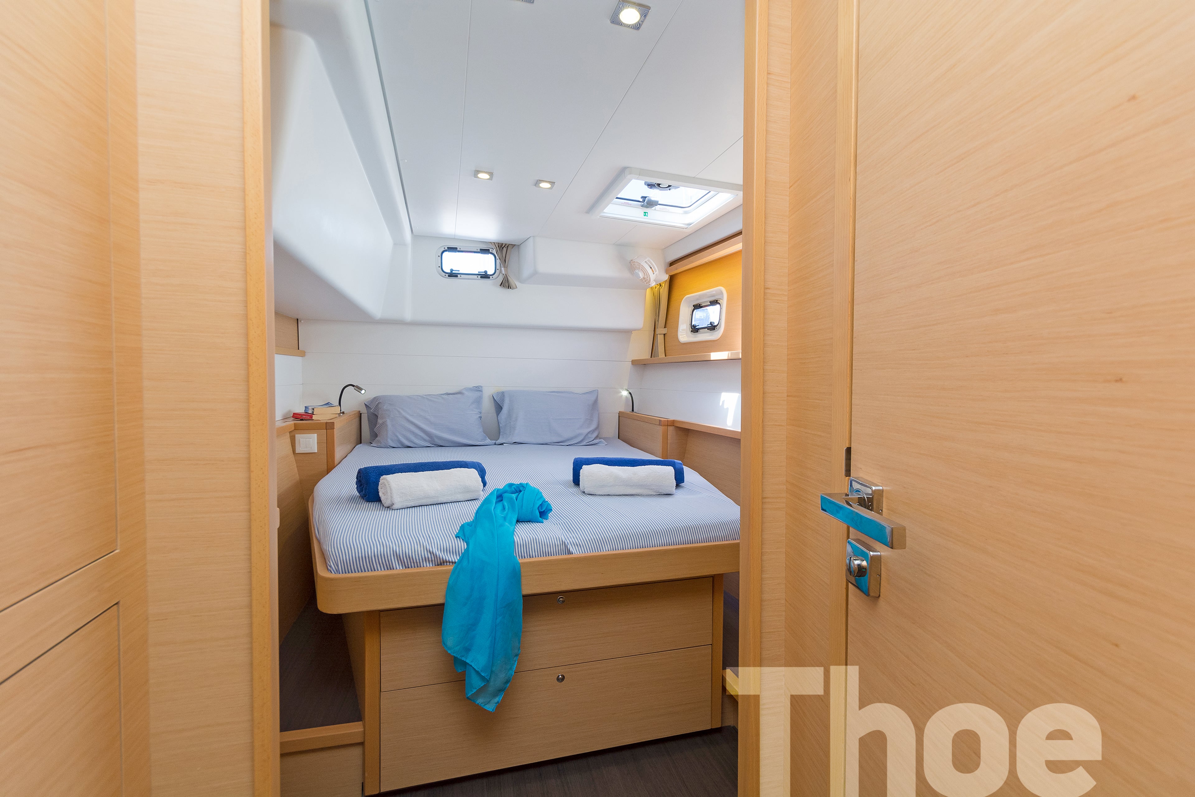 Lagoon 450 - 4 + 2 cab. - Thoe, picture 6