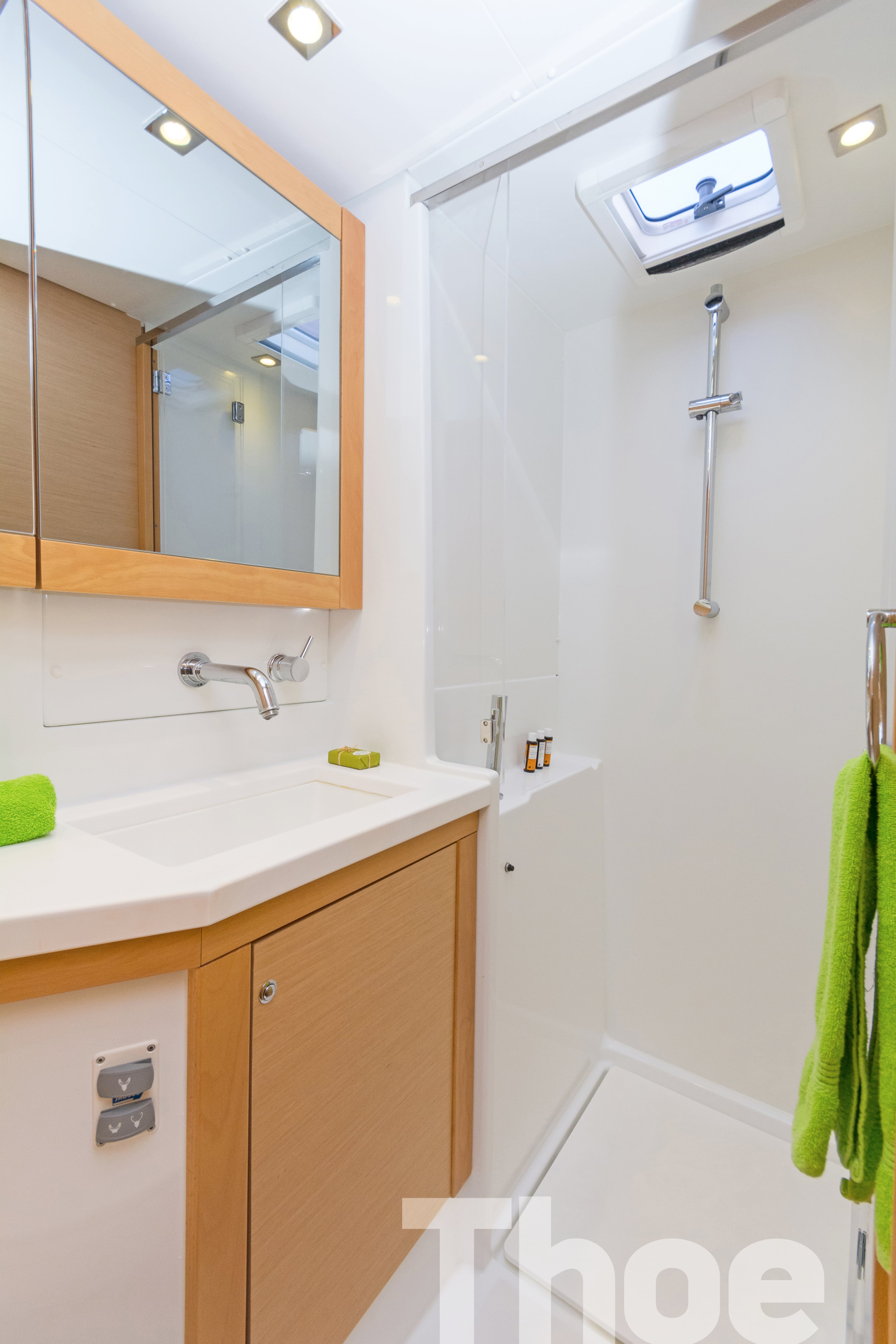 Lagoon 450 - 4 + 2 cab. - Thoe, picture 11