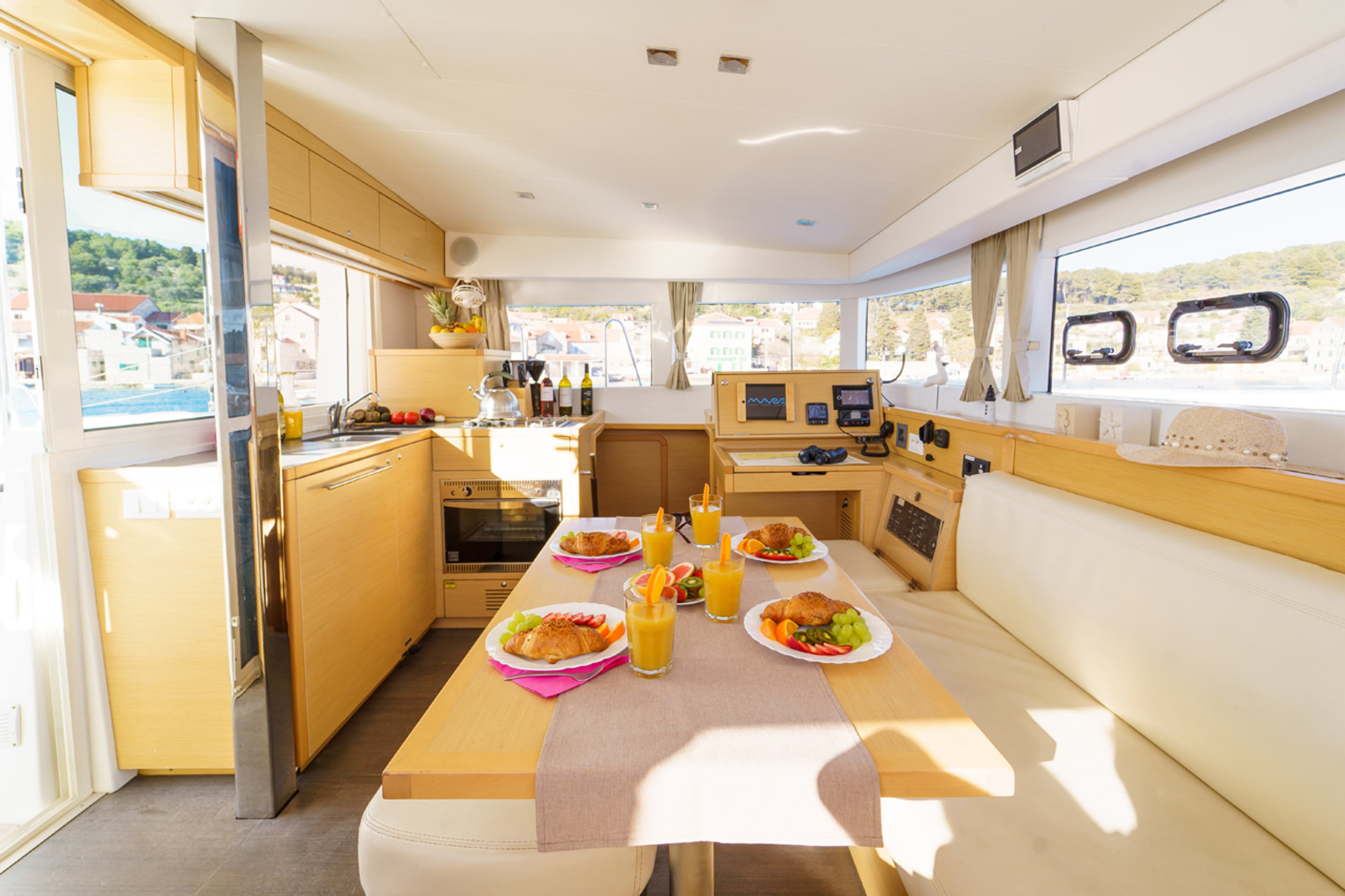 Lagoon 39 - 4 + 2 cab. - White Pearl, picture 19